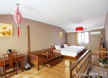 Nobles Living Castle Hotel Lijiang  Bagian luar foto